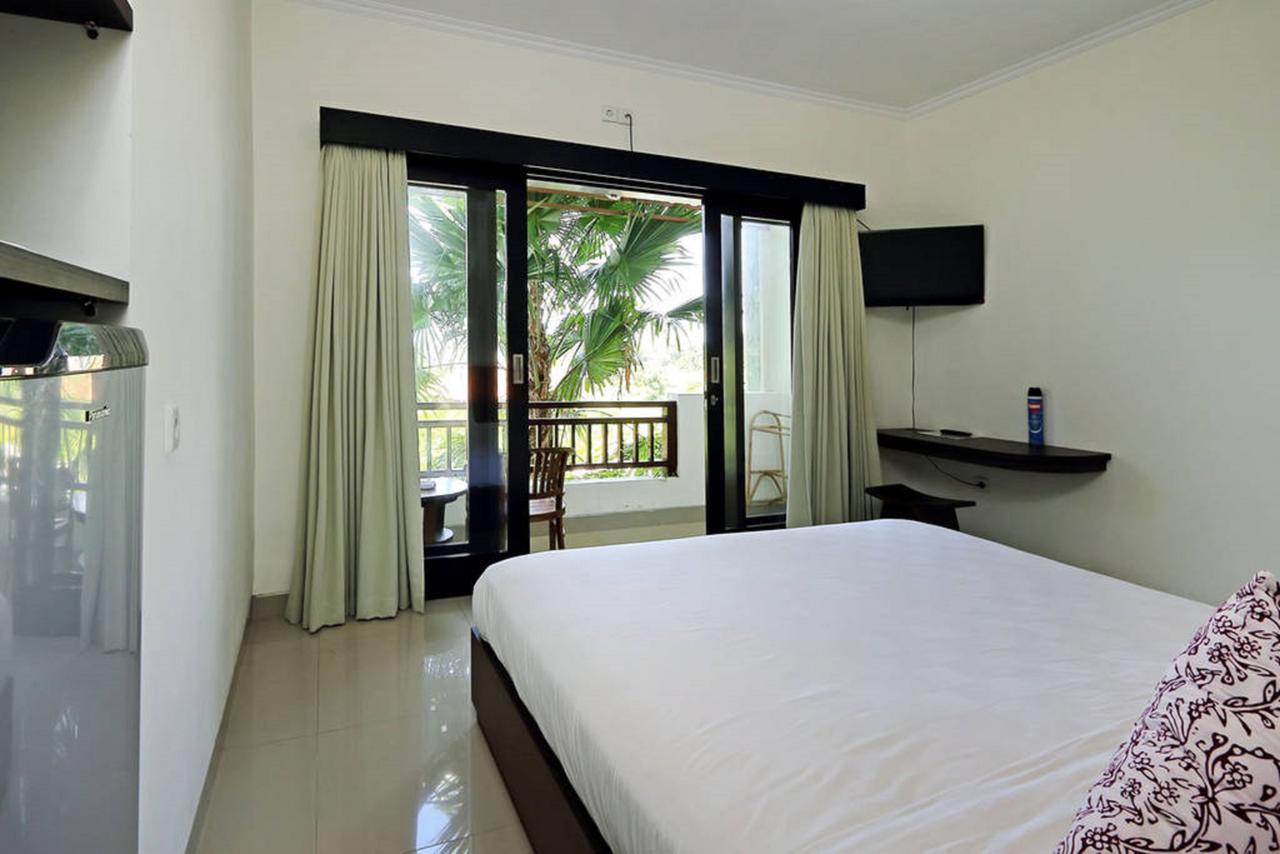 Indah Homestay Seminyak Exterior foto